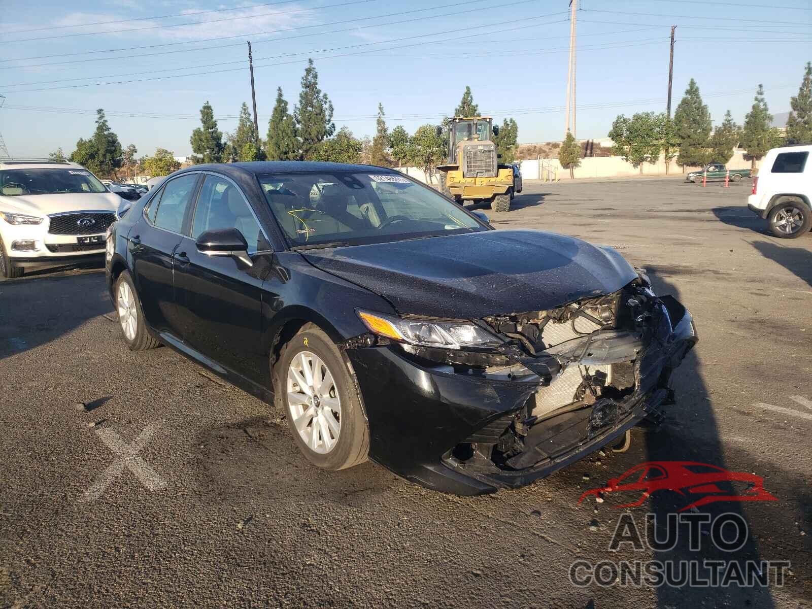 TOYOTA CAMRY 2019 - 4T1B11HK1KU738043
