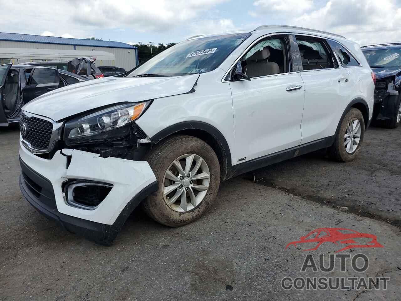 KIA SORENTO 2018 - 5XYPGDA36JG385800