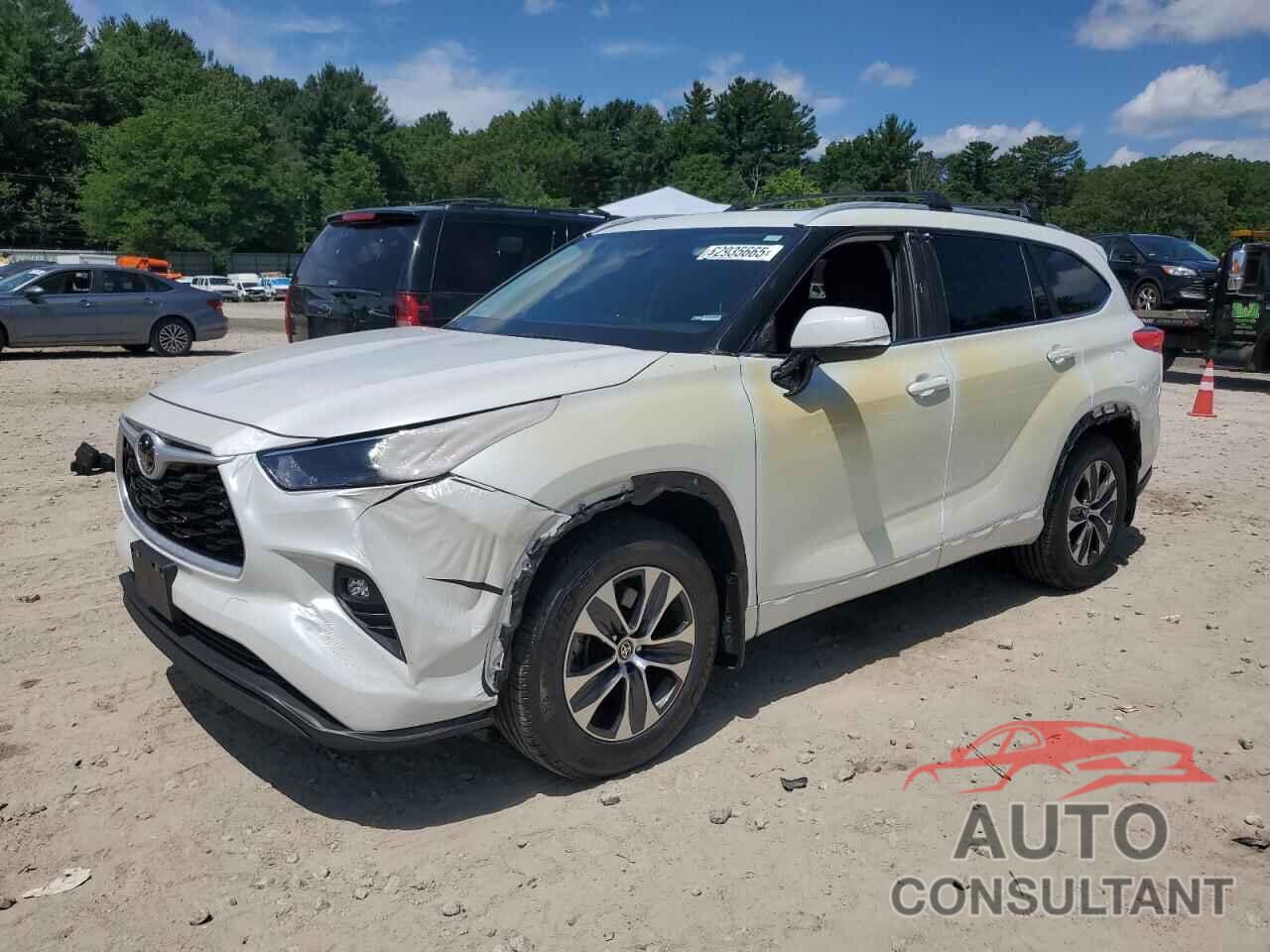 TOYOTA HIGHLANDER 2024 - 5TDKDRBH9RS570920