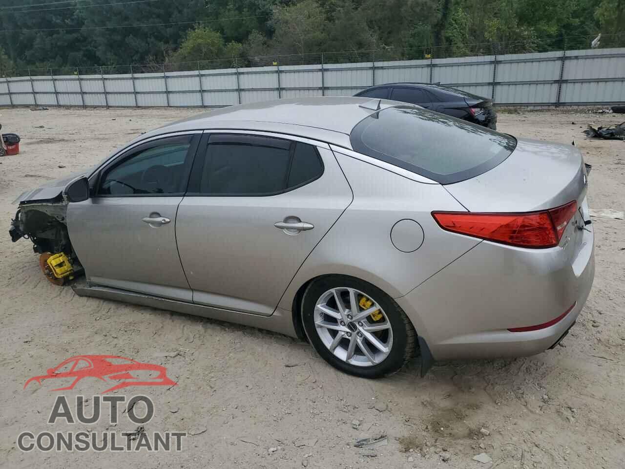 KIA OPTIMA 2011 - KNAGM4A73B5184052