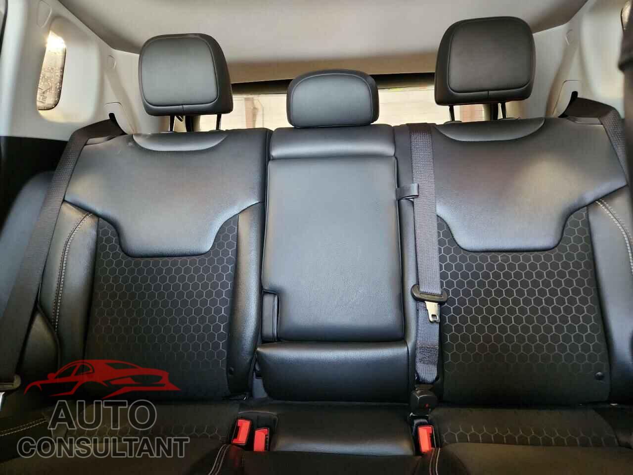 JEEP COMPASS 2020 - 3C4NJDBB5LT175411