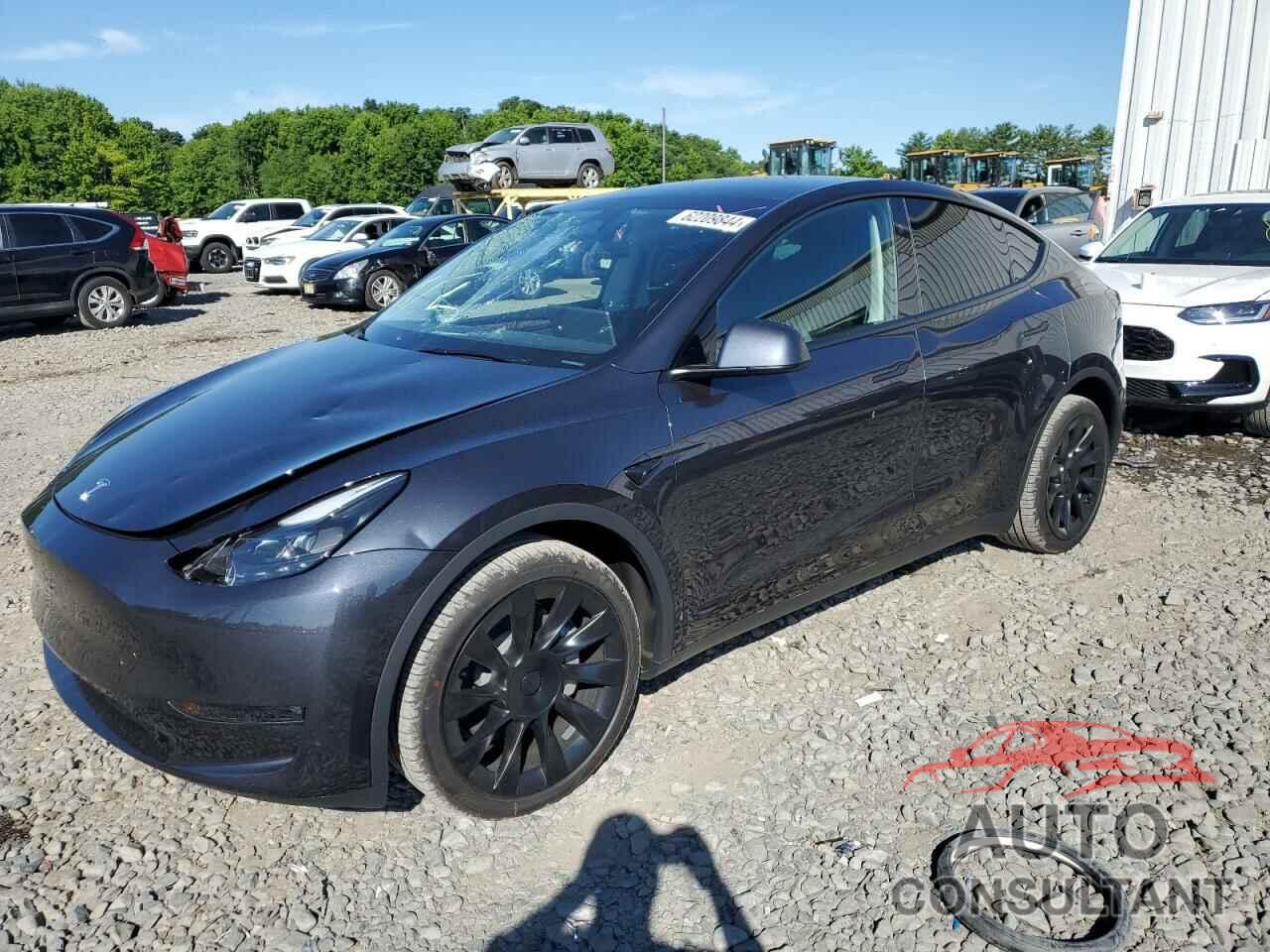 TESLA MODEL Y 2024 - 7SAYGDEE5RA292169