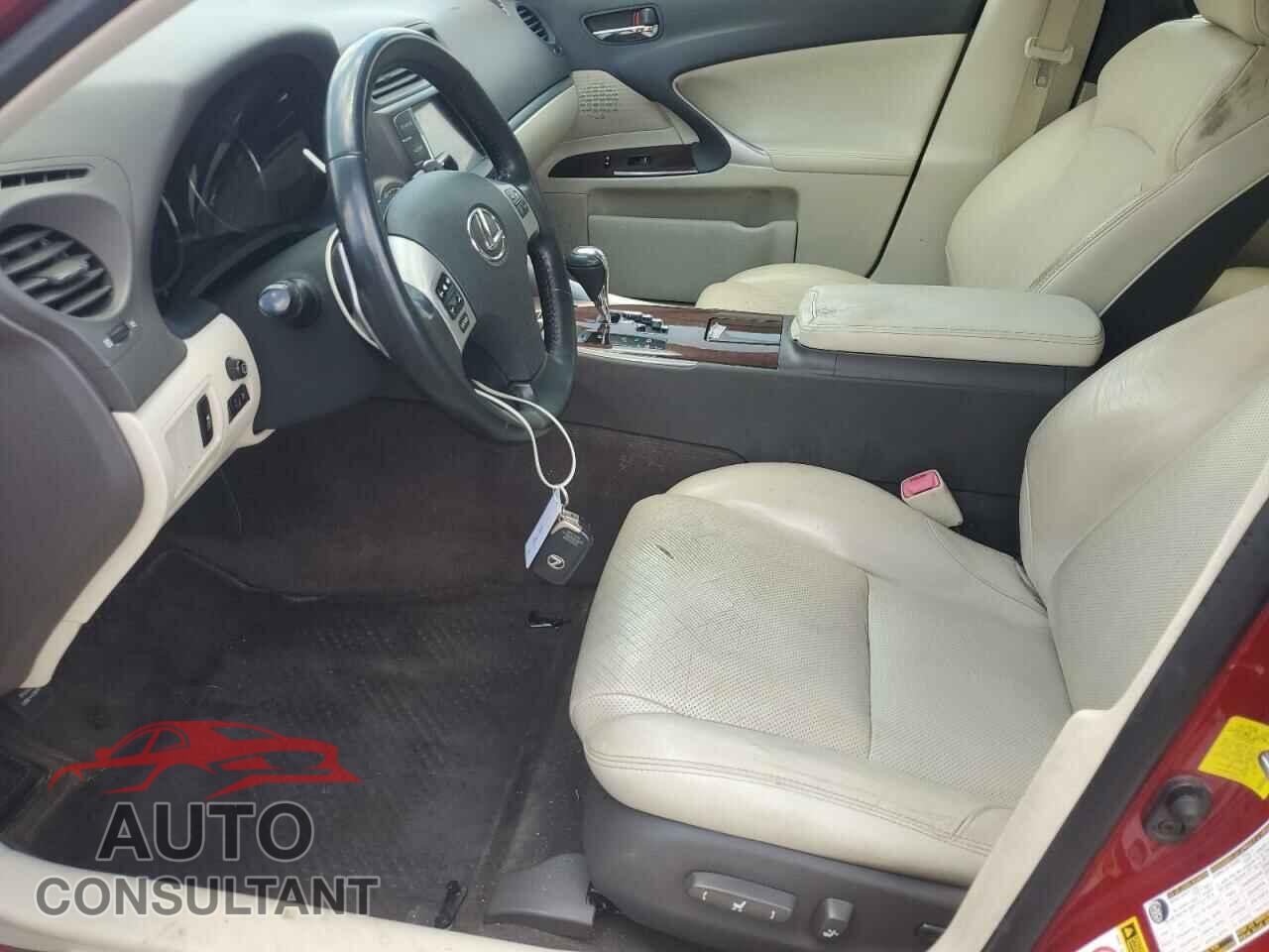 LEXUS IS 2012 - JTHBF5C26C5172640