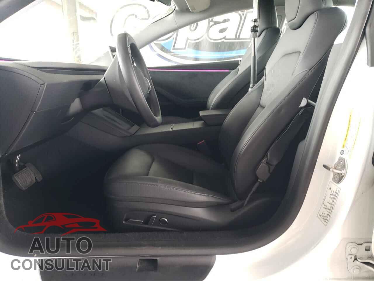 TESLA MODEL 3 2024 - 5YJ3E1EB3RF758511