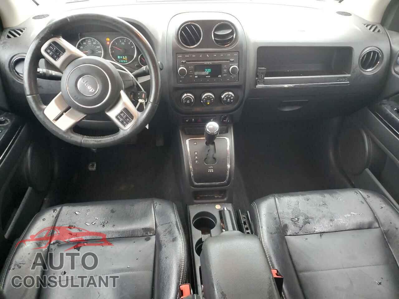 JEEP COMPASS 2011 - 1J4NF5FB3BD257590