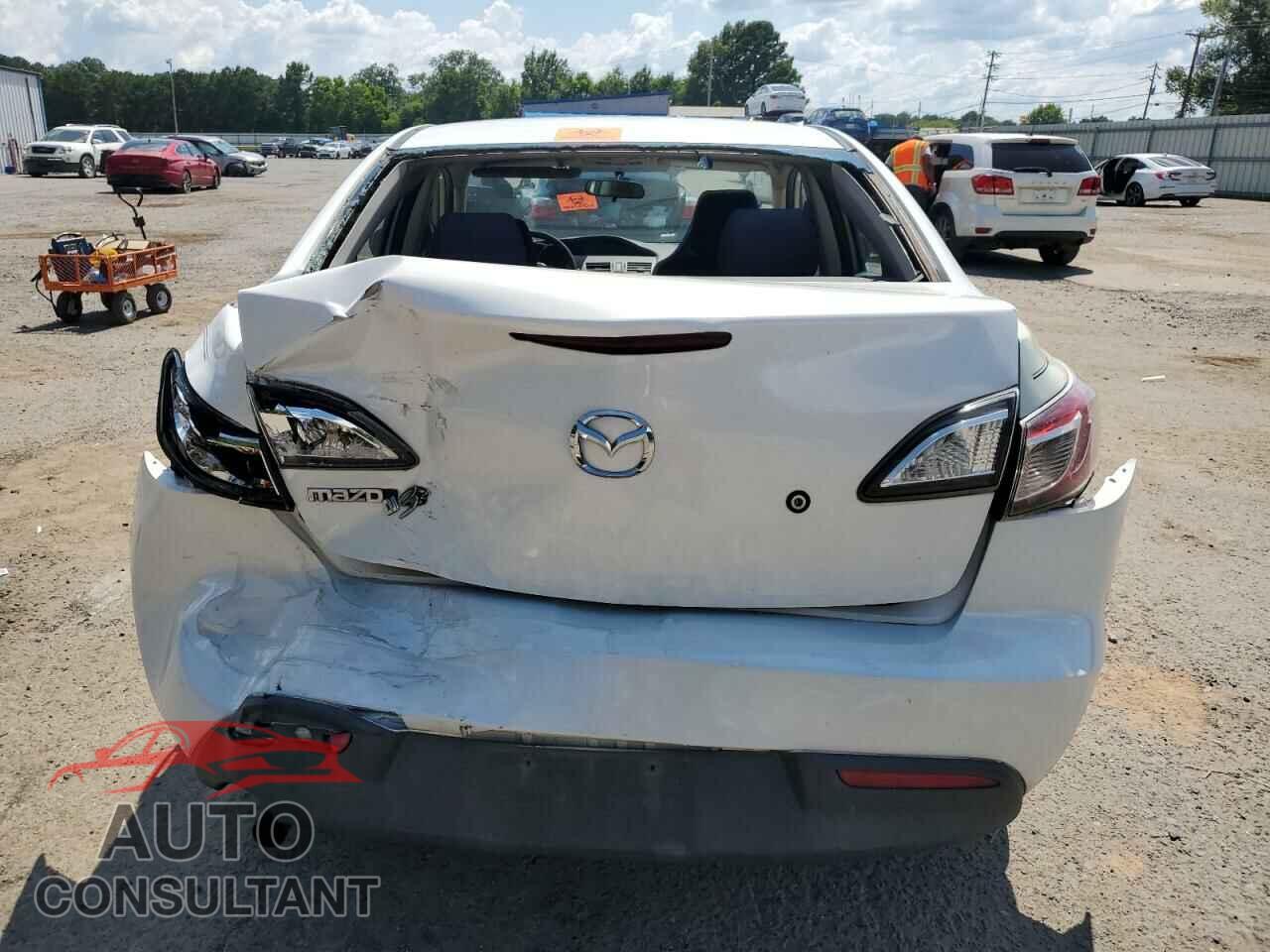 MAZDA 3 2011 - JM1BL1UF1B1437314