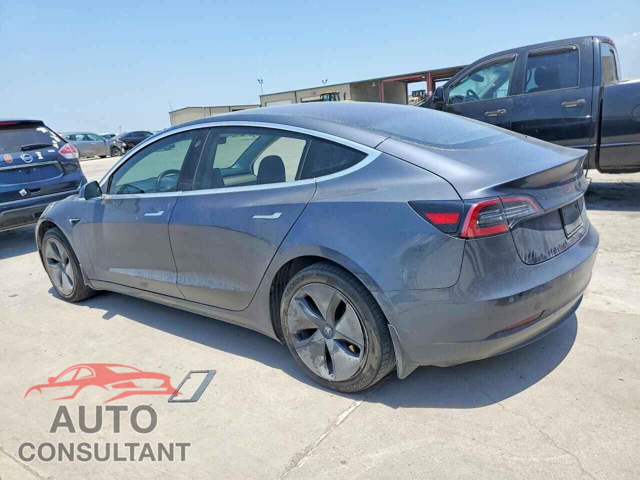 TESLA MODEL 3 2018 - 5YJ3E1EA3JF158969
