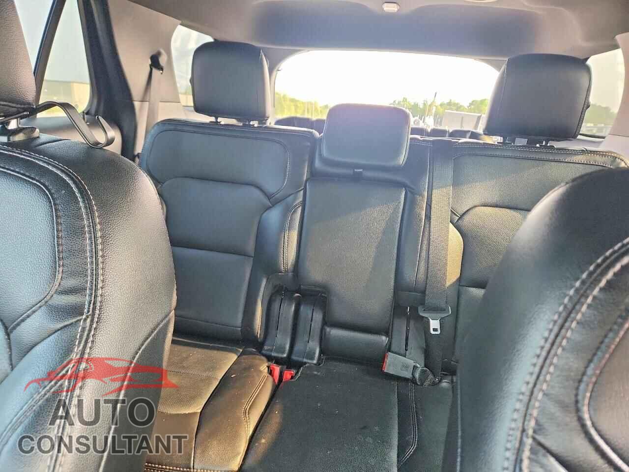 FORD EXPLORER 2019 - 1FM5K8F86KGA19671