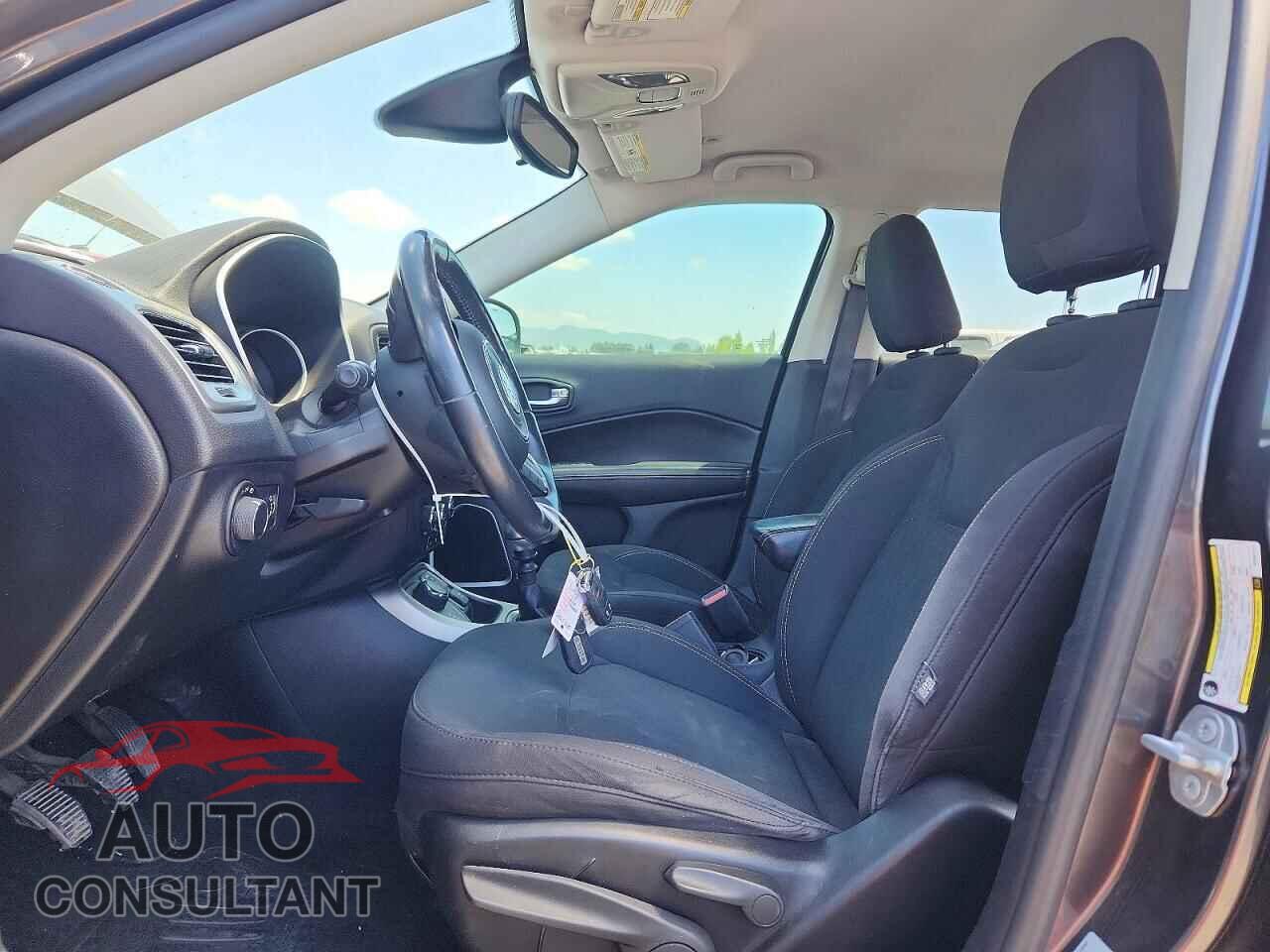 JEEP COMPASS 2017 - 3C4NJDAB9HT647277