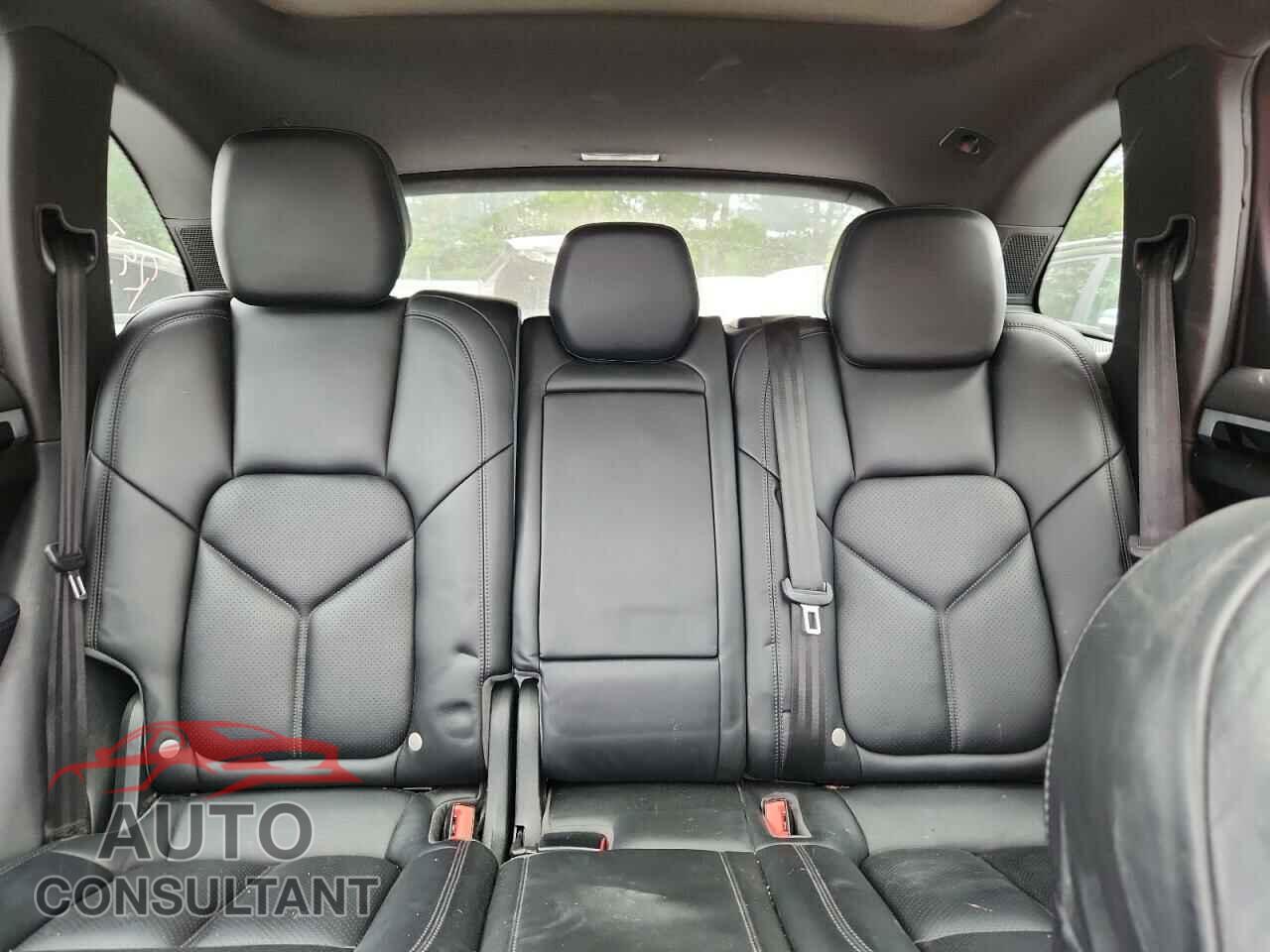PORSCHE CAYENNE 2016 - WP1AA2A20GLA09253