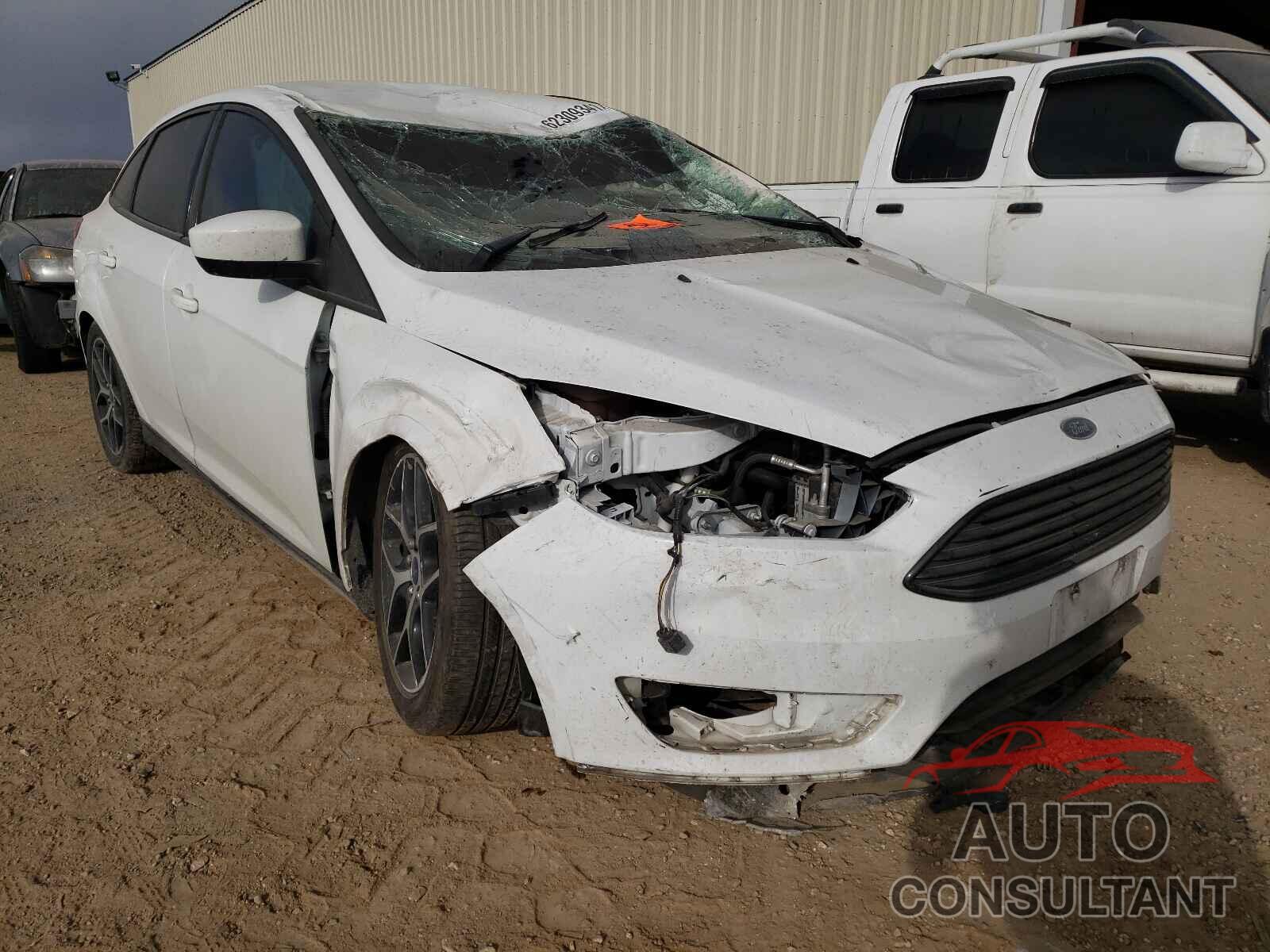 FORD FOCUS 2018 - 1FADP3FE9JL220731