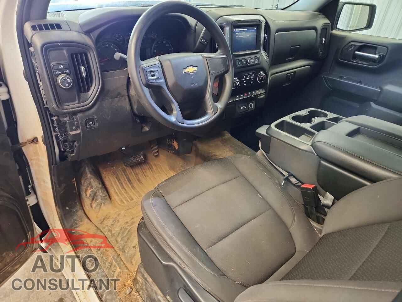 CHEVROLET SILVERADO 2021 - 3GCNWAEK0MG366191