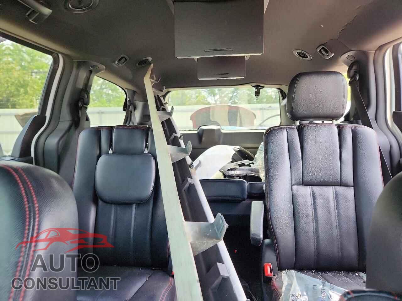 DODGE CARAVAN 2018 - 2C4RDGEG5JR341069