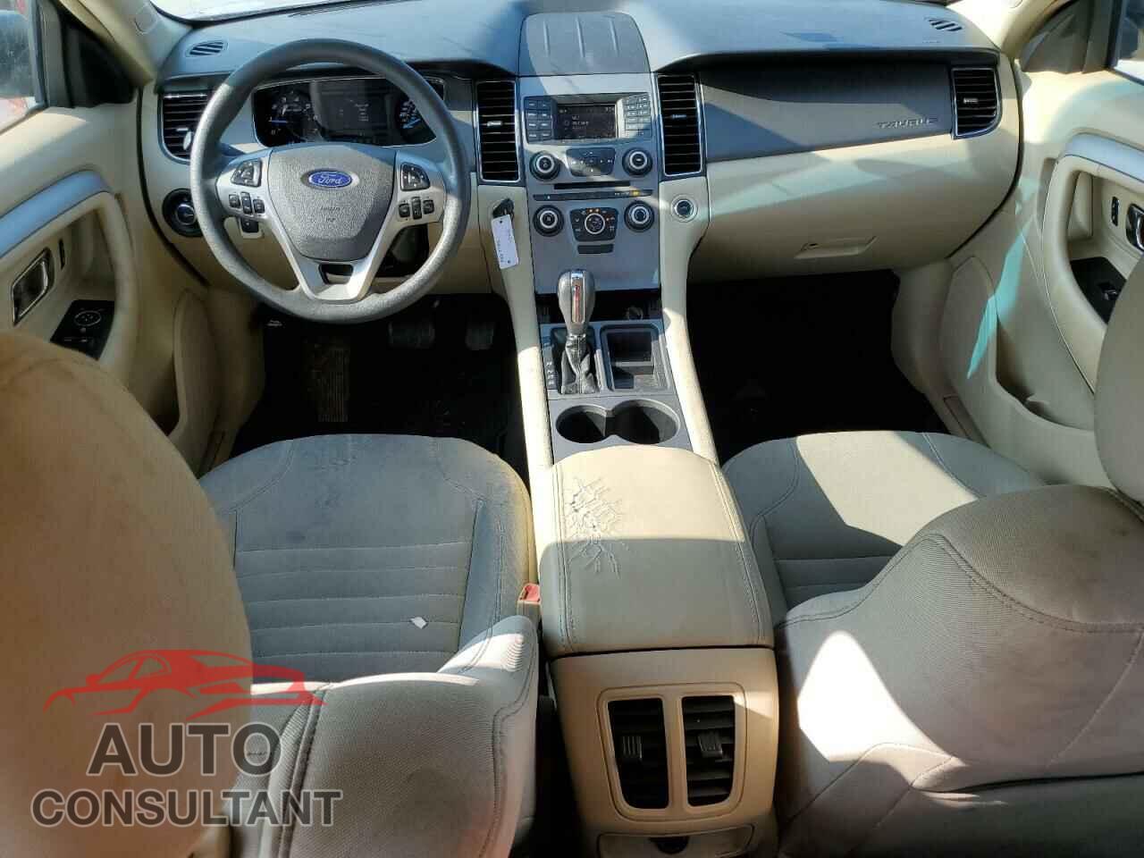 FORD TAURUS 2017 - 1FAHP2D82HG122166