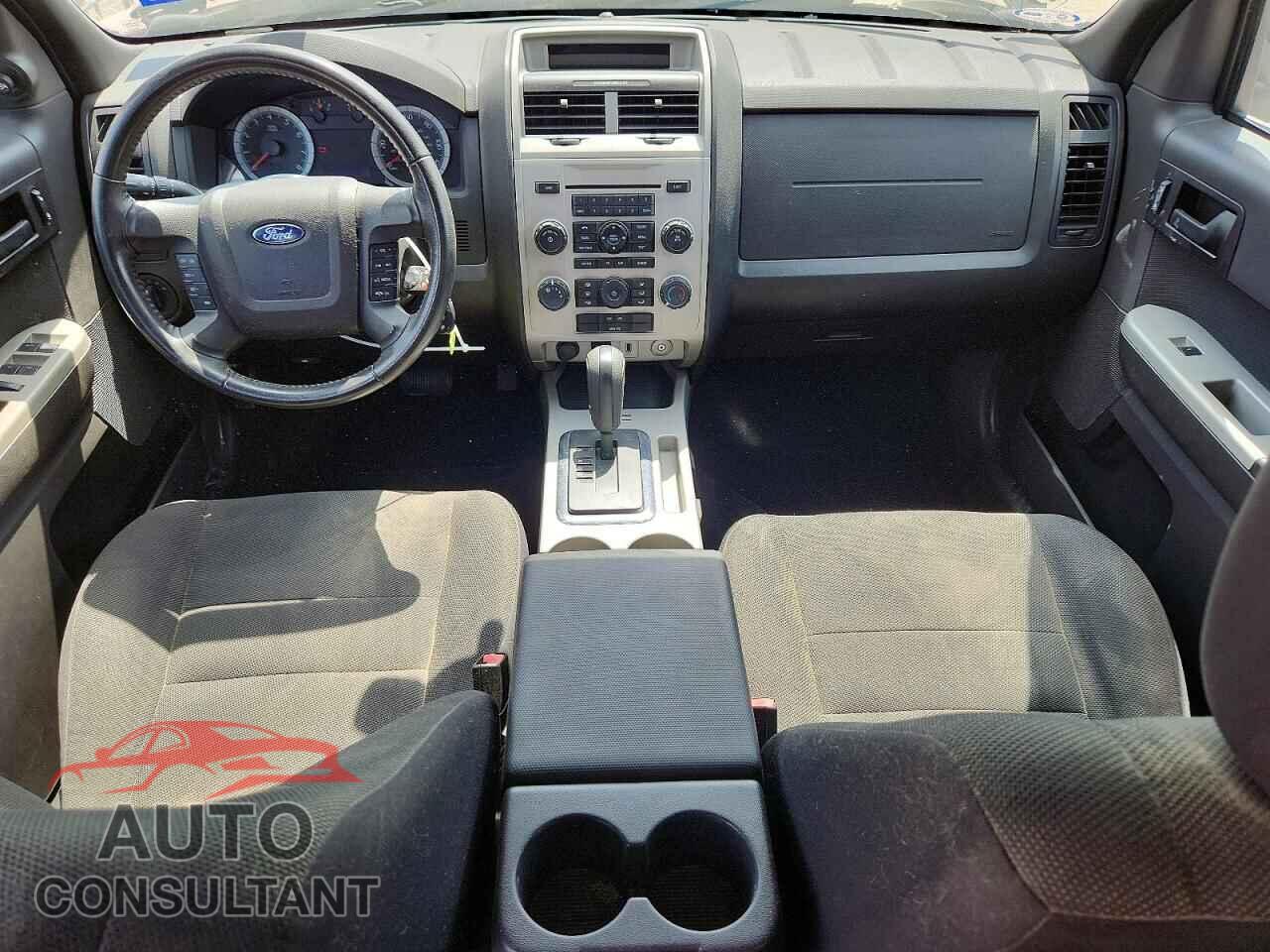 FORD ESCAPE 2009 - 1FMCU93779KD00663