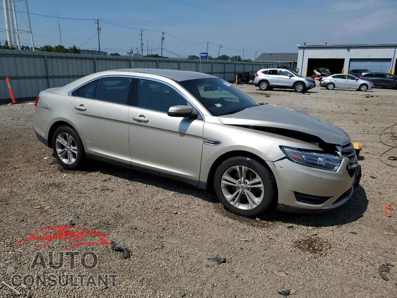FORD TAURUS 2018 - 1FAHP2E80JG115401