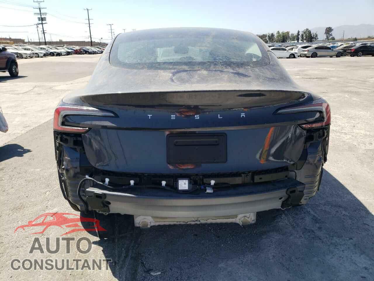 TESLA MODEL 3 2024 - 5YJ3E1EA6RF746828