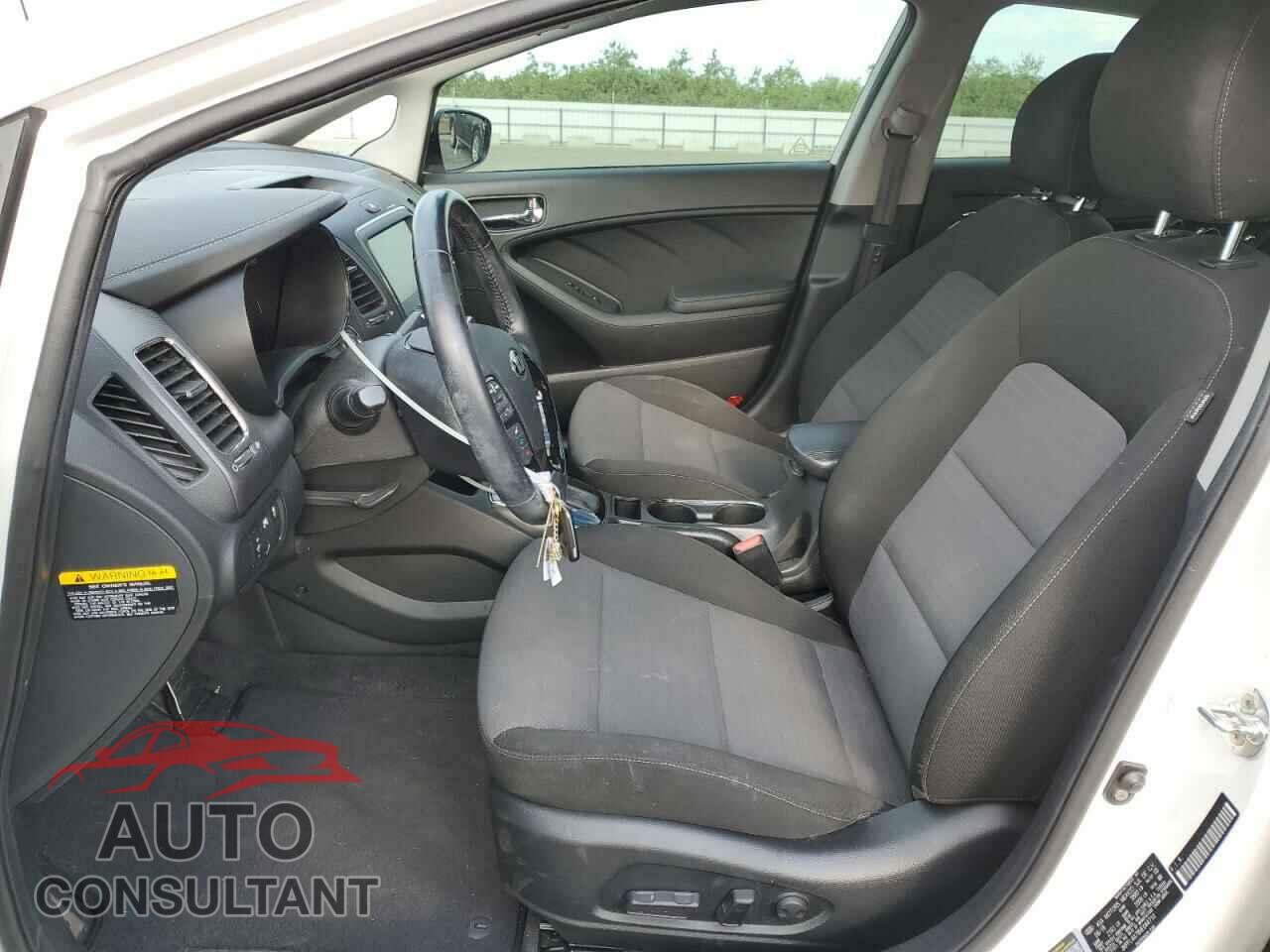 KIA FORTE 2017 - 3KPFL4A78HE044710