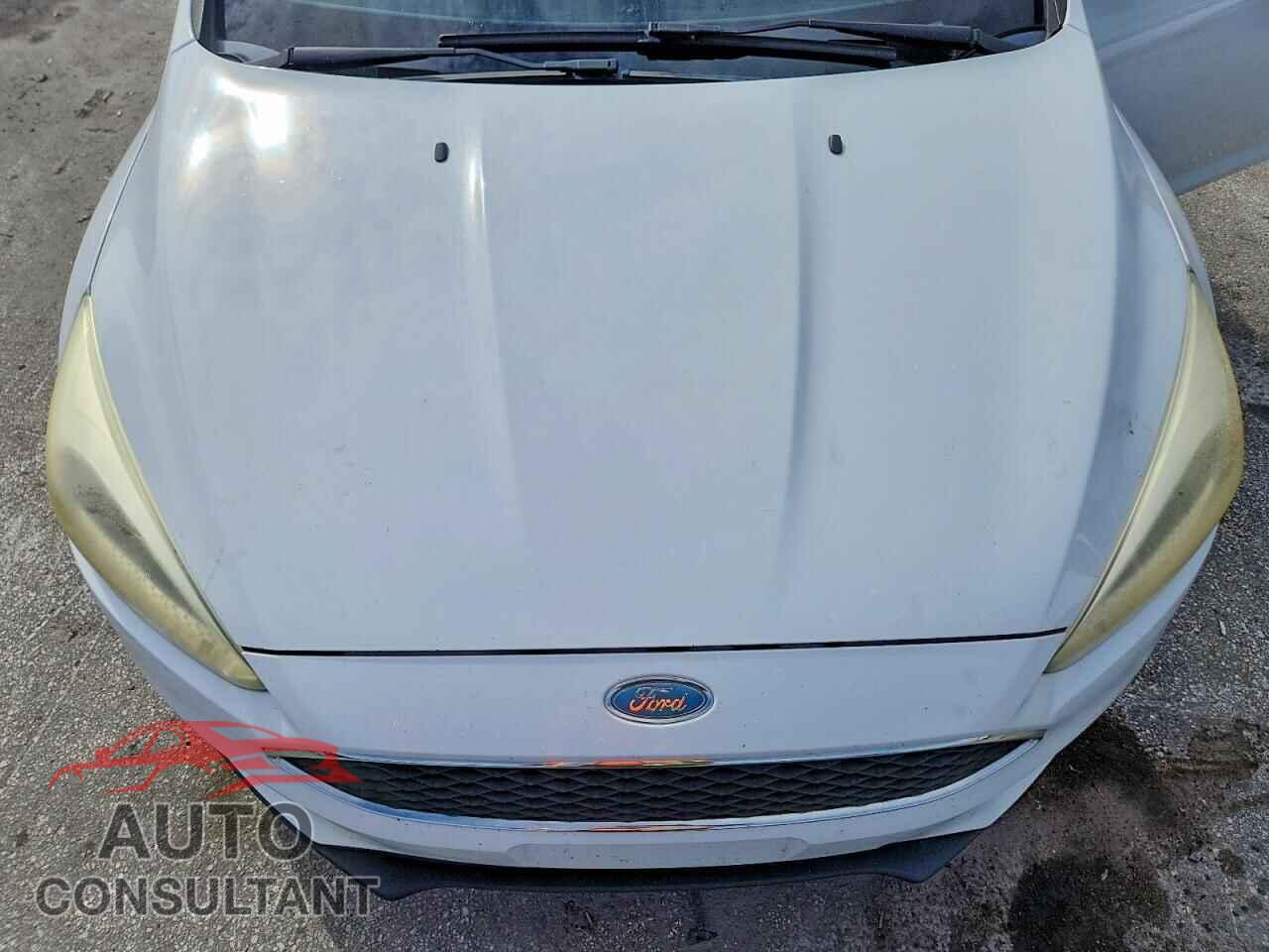 FORD FOCUS 2017 - 1FADP3FE8HL269865