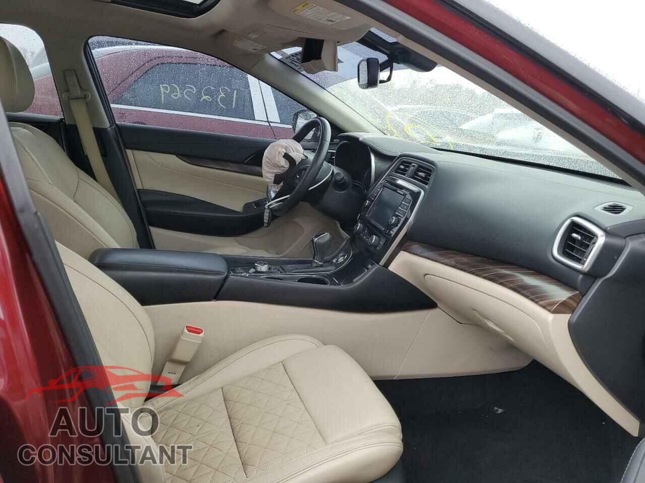 NISSAN MAXIMA 2017 - 1N4AA6AP1HC448313