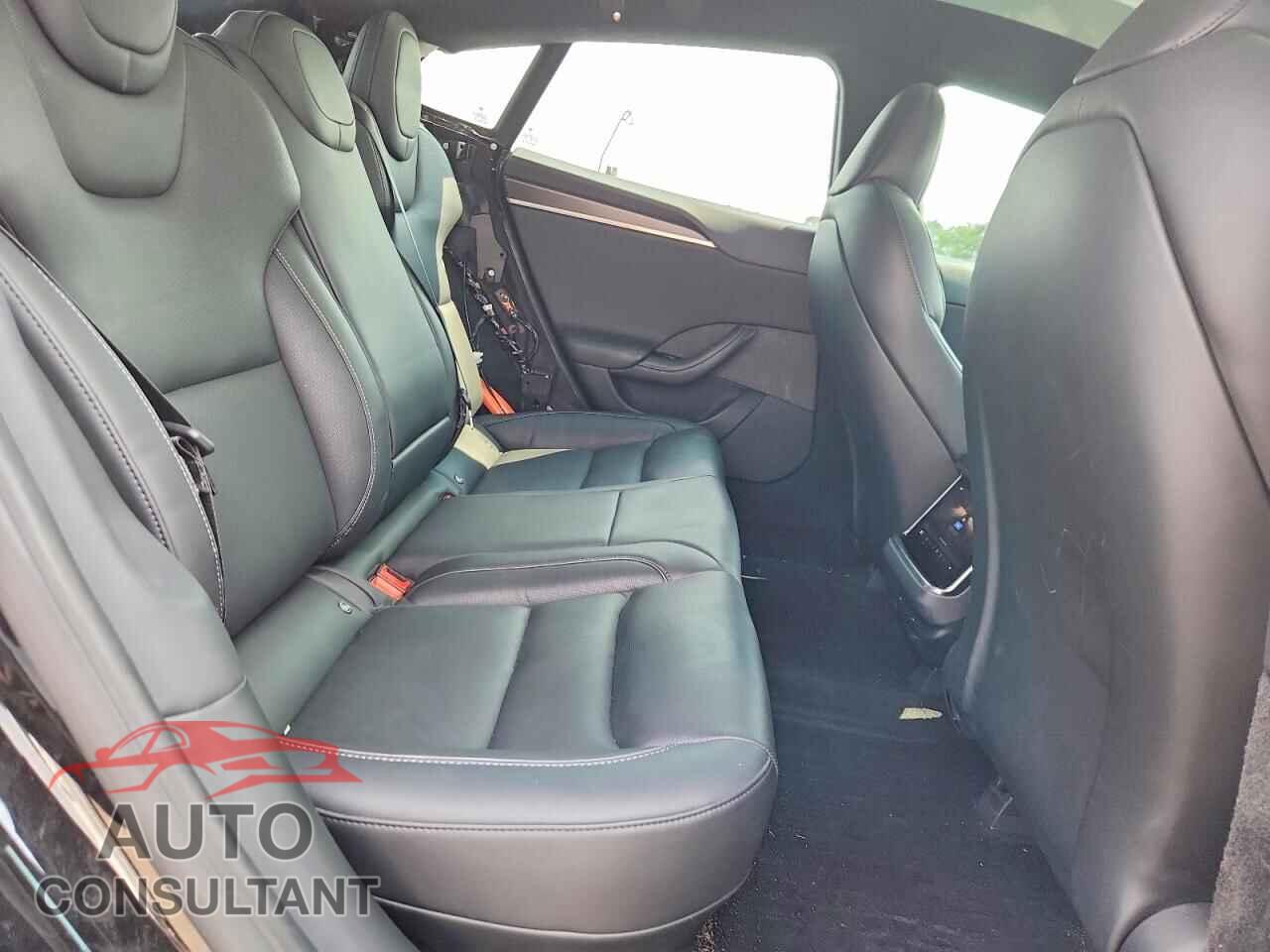 TESLA MODEL S 2021 - 5YJSA1E6XMF433406