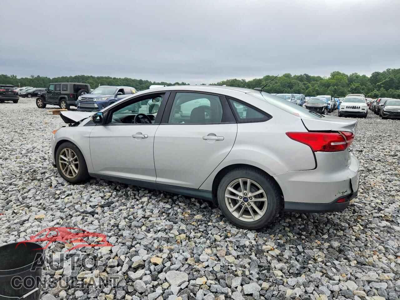 FORD FOCUS 2017 - 1FADP3F29HL286826