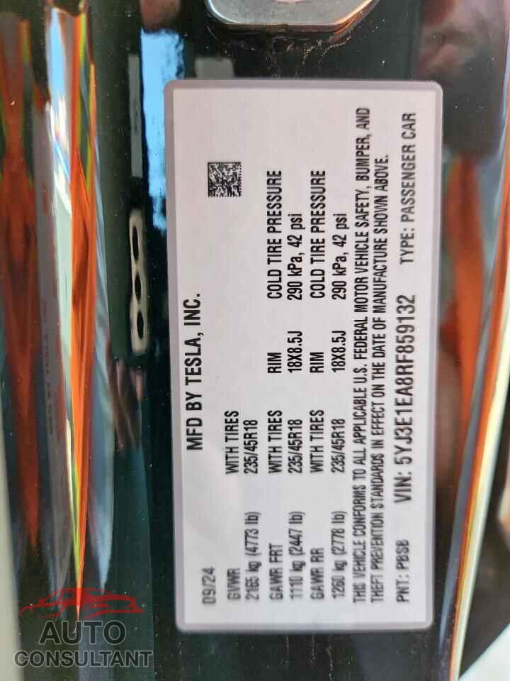 TESLA MODEL 3 2024 - 5YJ3E1EA8RF859132