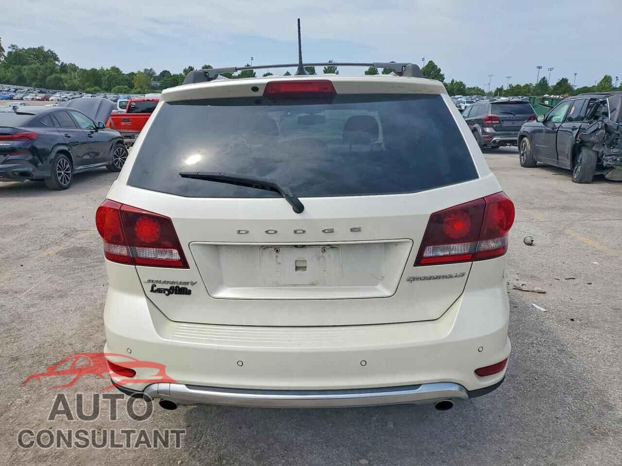 DODGE JOURNEY 2015 - 3C4PDCGG2FT529727