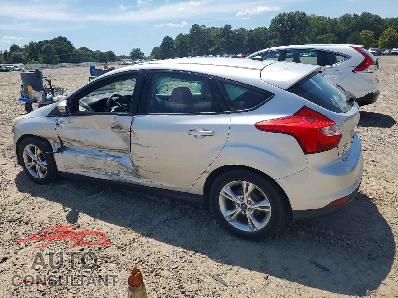 FORD FOCUS 2014 - 1FADP3K21EL399266