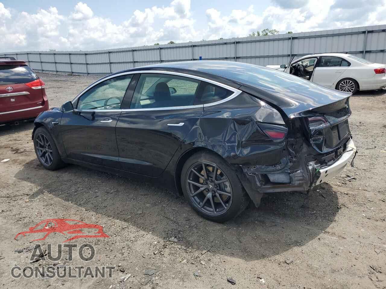 TESLA MODEL 3 2019 - 5YJ3E1EA7KF415598