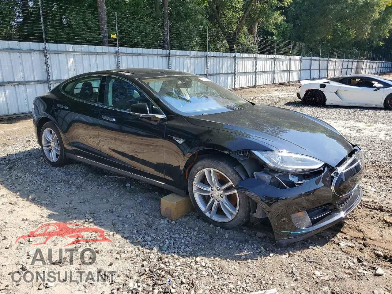 TESLA MODEL S 2015 - 5YJSA1E13FF113013