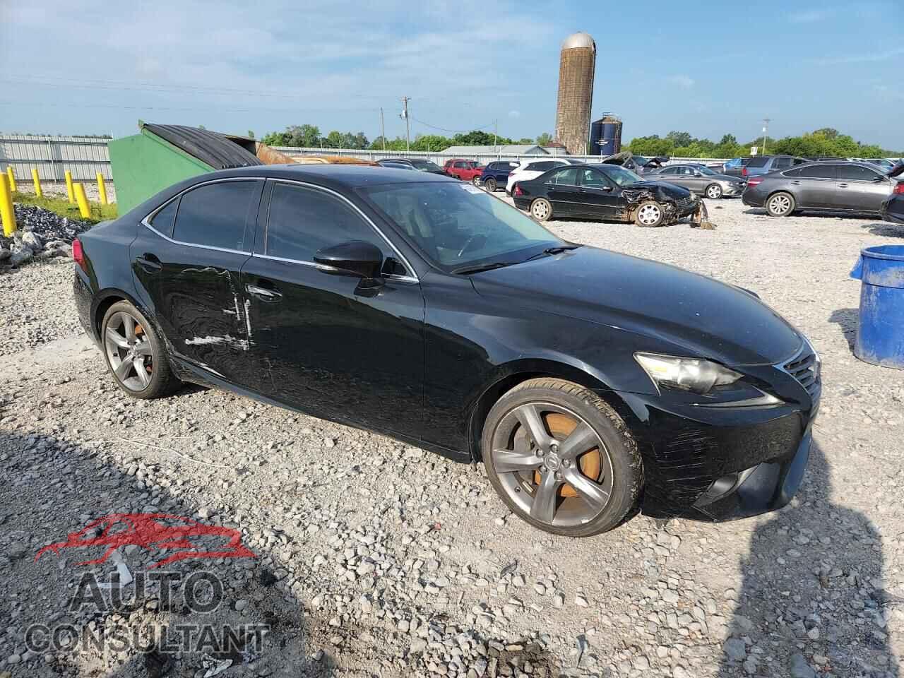 LEXUS IS 2014 - JTHCE1D20E5001576