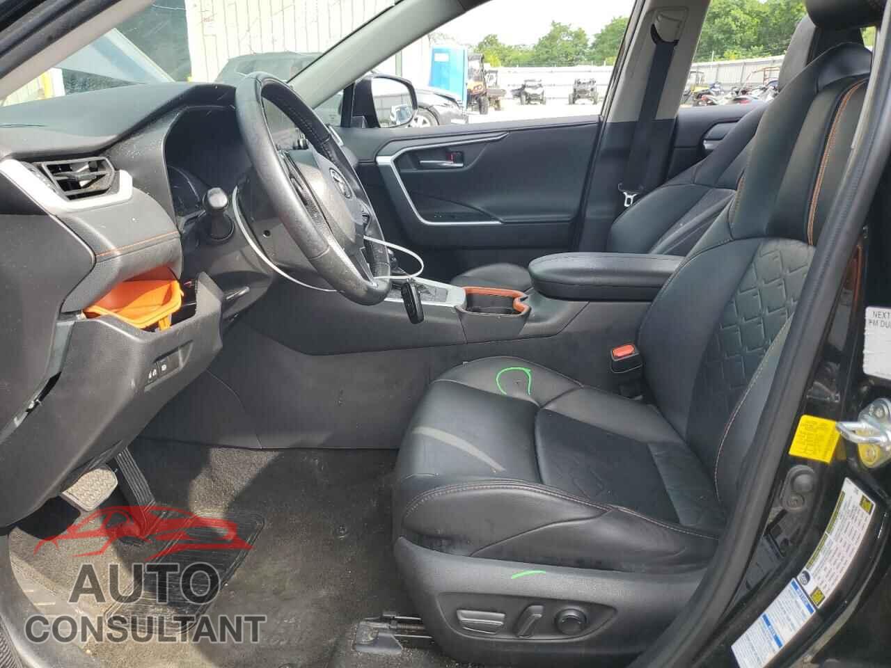 TOYOTA RAV4 2021 - 2T3J1RFV0MW202055