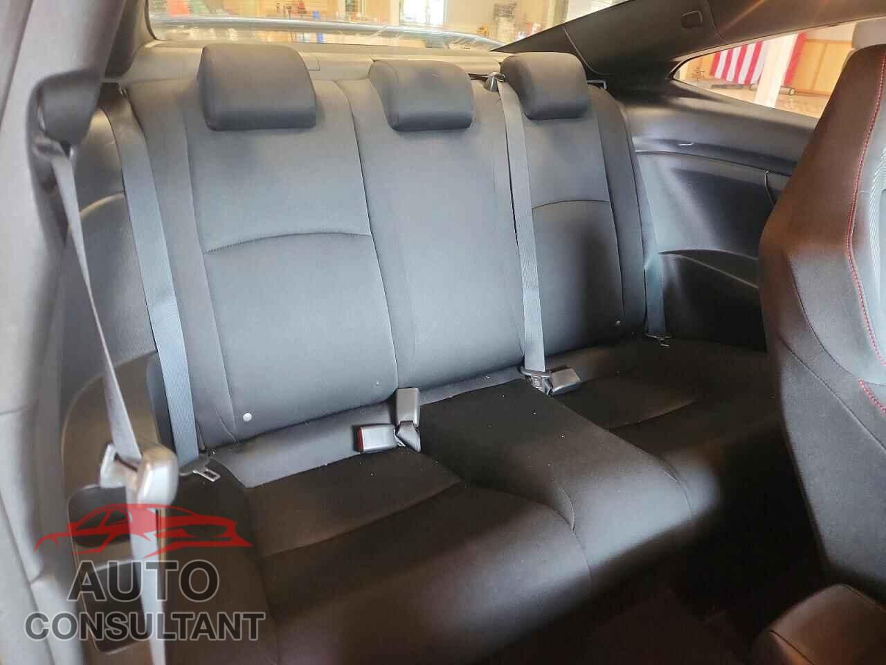 HONDA CIVIC 2019 - 2HGFC3A50KH752584
