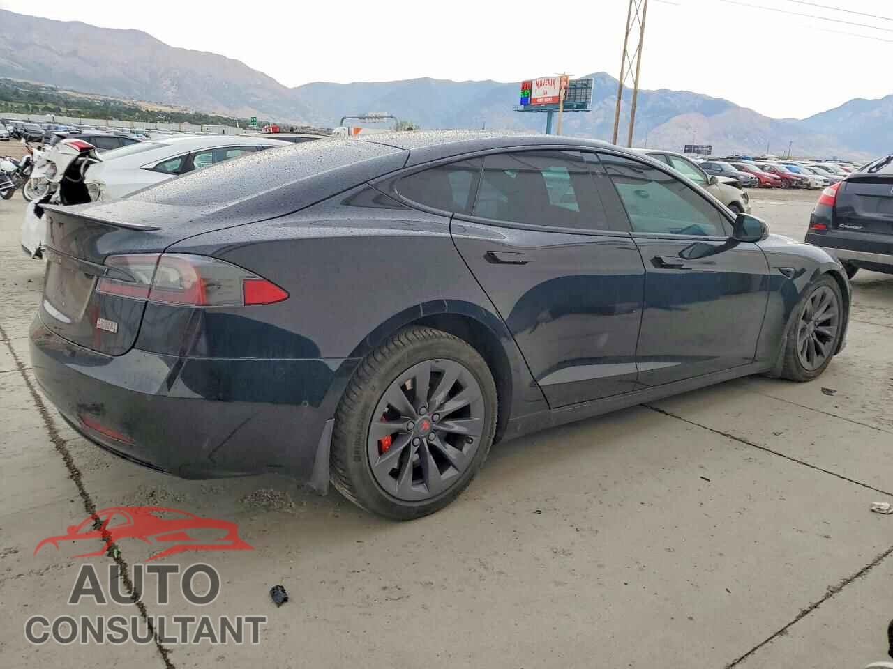 TESLA MODEL S 2019 - 5YJSA1E44KF330414