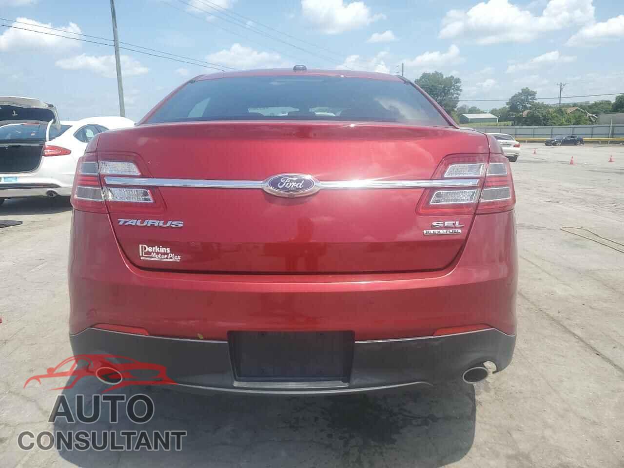 FORD TAURUS 2015 - 1FAHP2E88FG134852