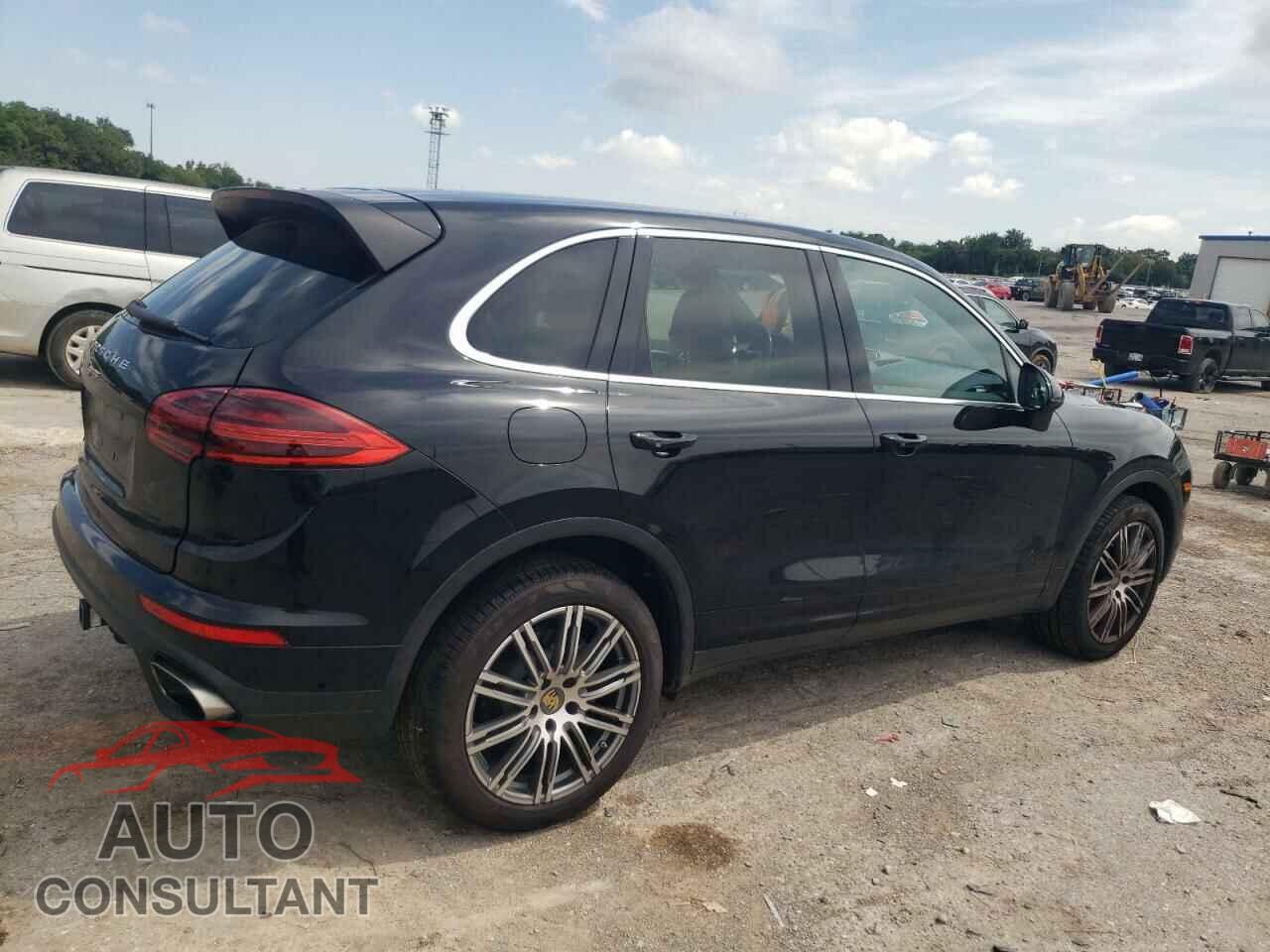 PORSCHE CAYENNE 2016 - WP1AA2A29GKA11184