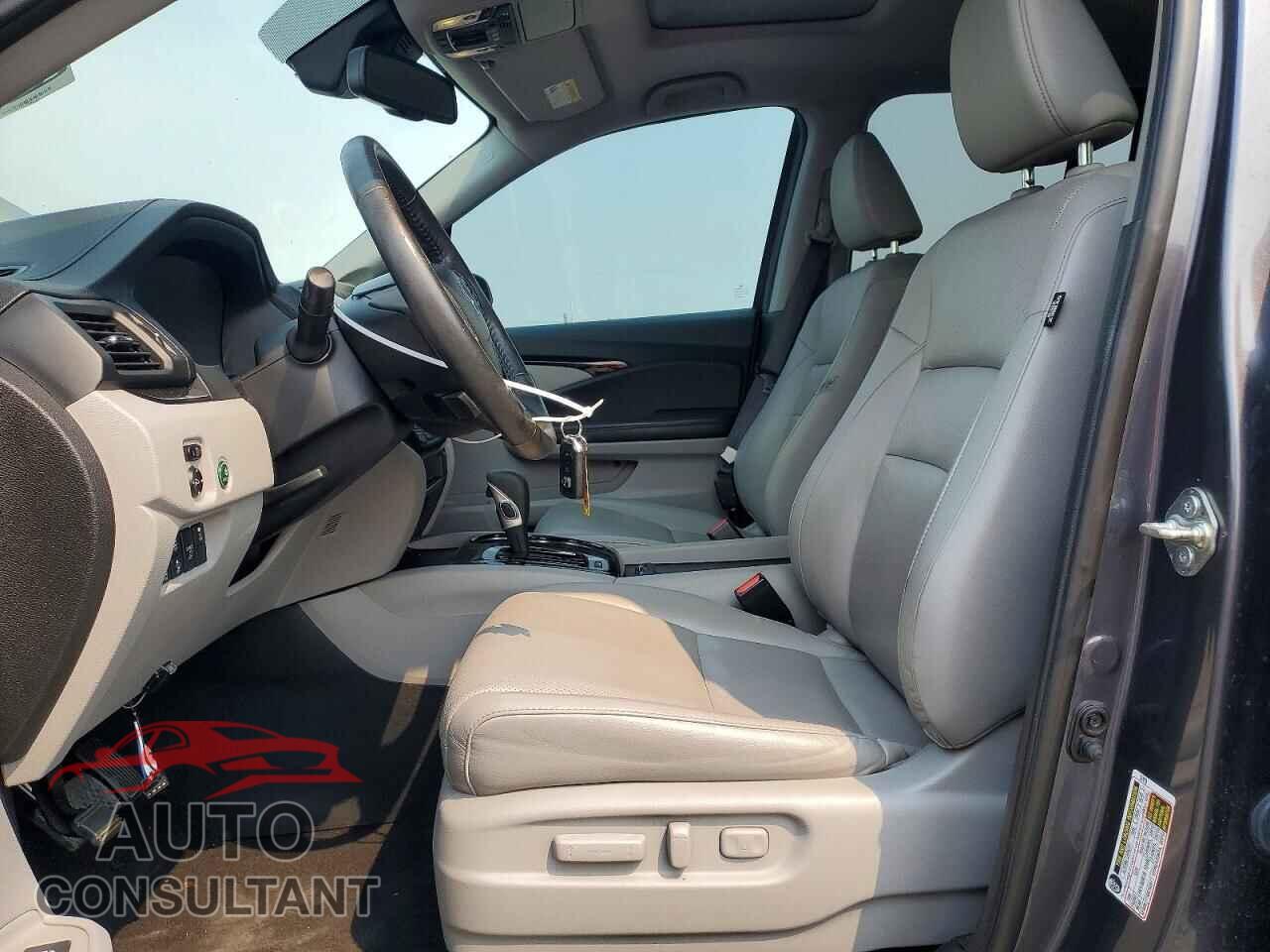 HONDA RIDGELINE 2017 - 5FPYK3F7XHB008341