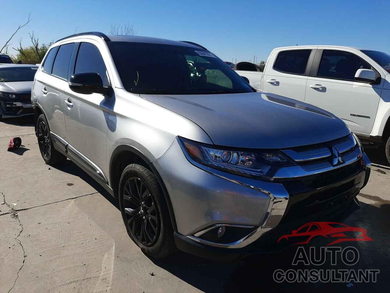 MITSUBISHI OUTLANDER 2018 - JA4AD3A3XJZ020248
