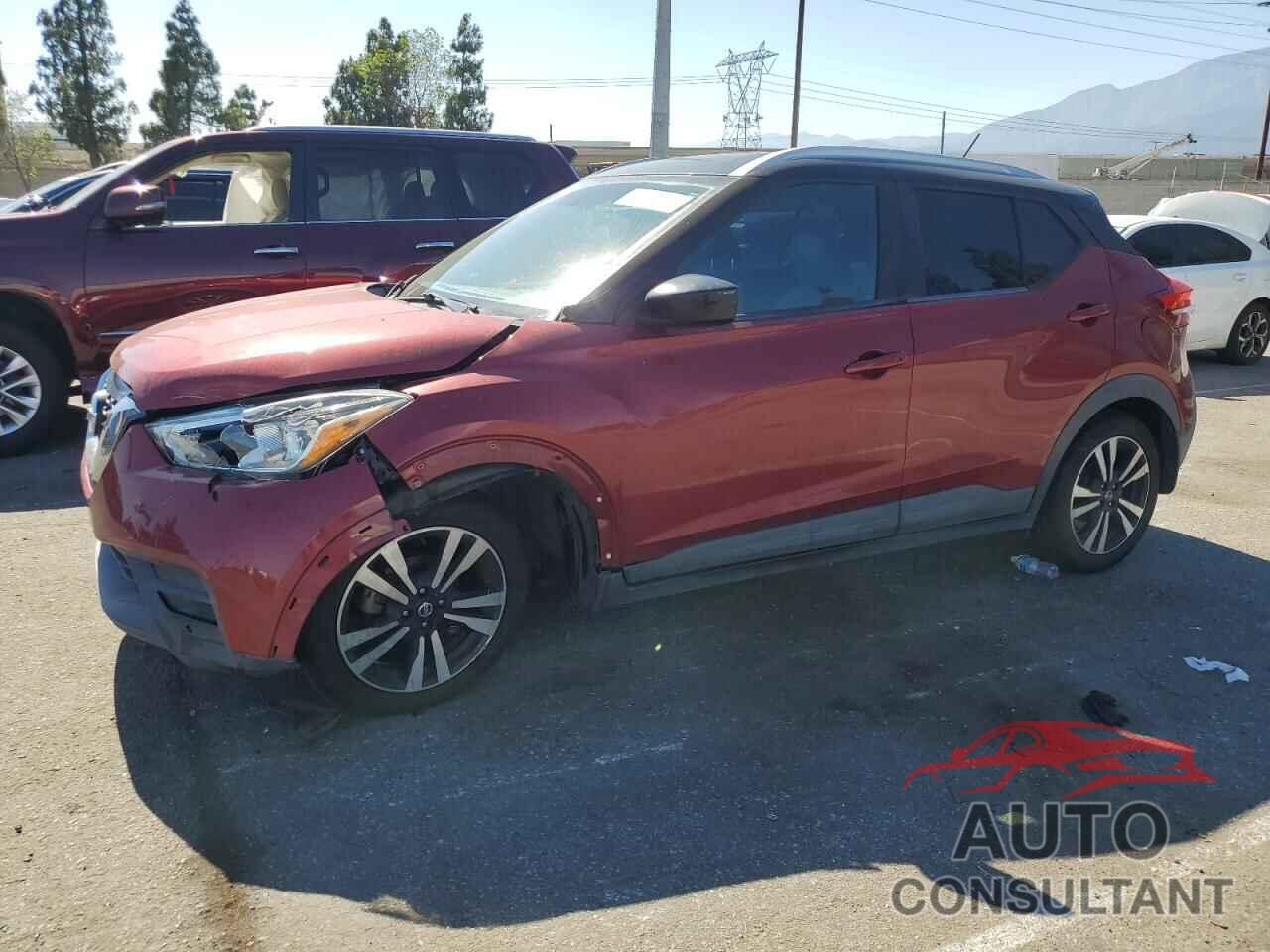 NISSAN KICKS 2019 - 3N1CP5CU4KL546135