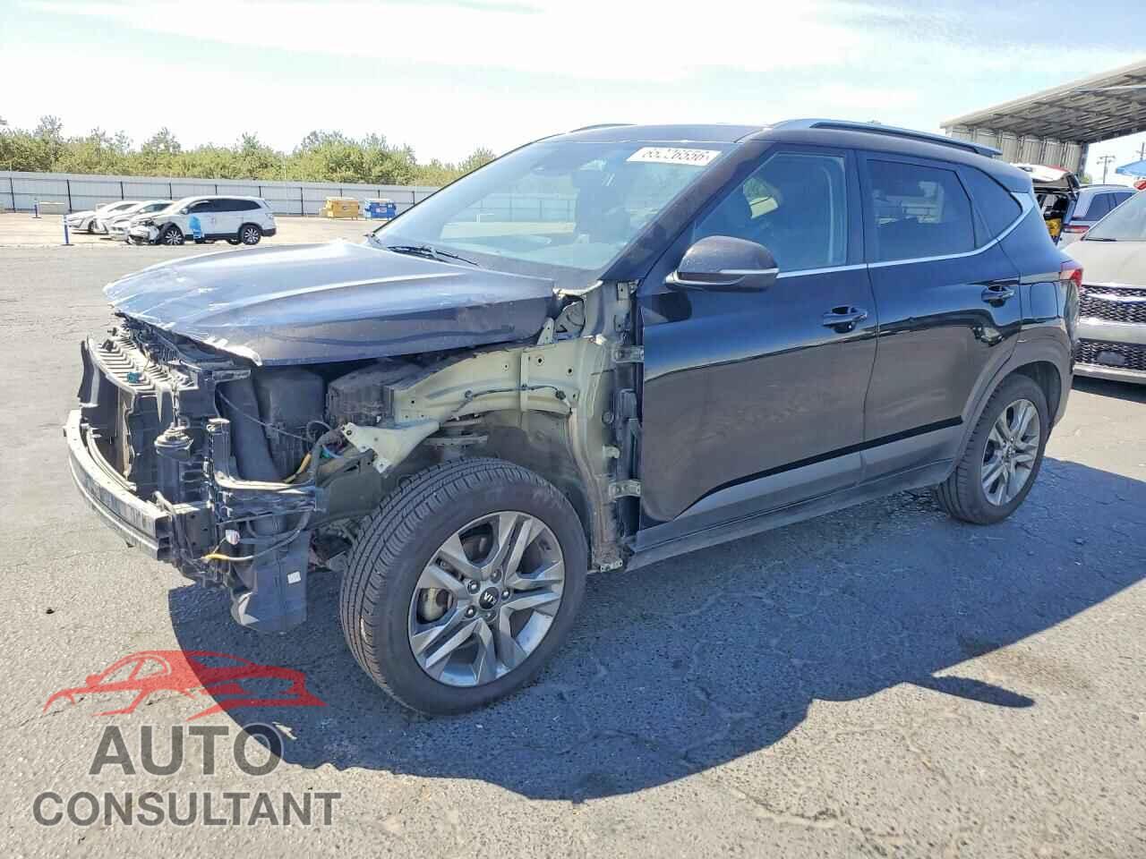 KIA SELTOS 2021 - KNDEU2AA2M7141663