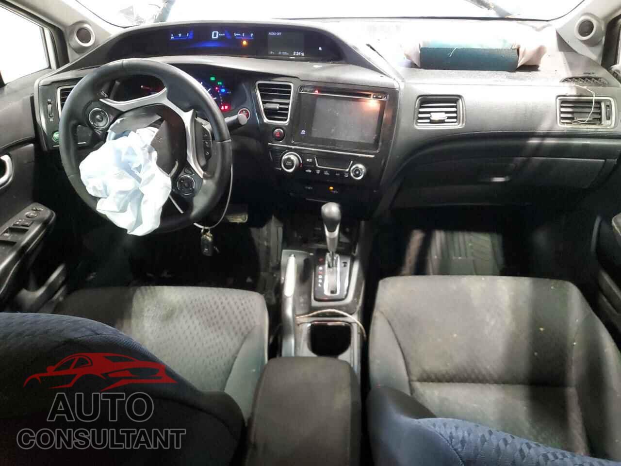 HONDA CIVIC 2015 - 2HGFB2F57FH018794