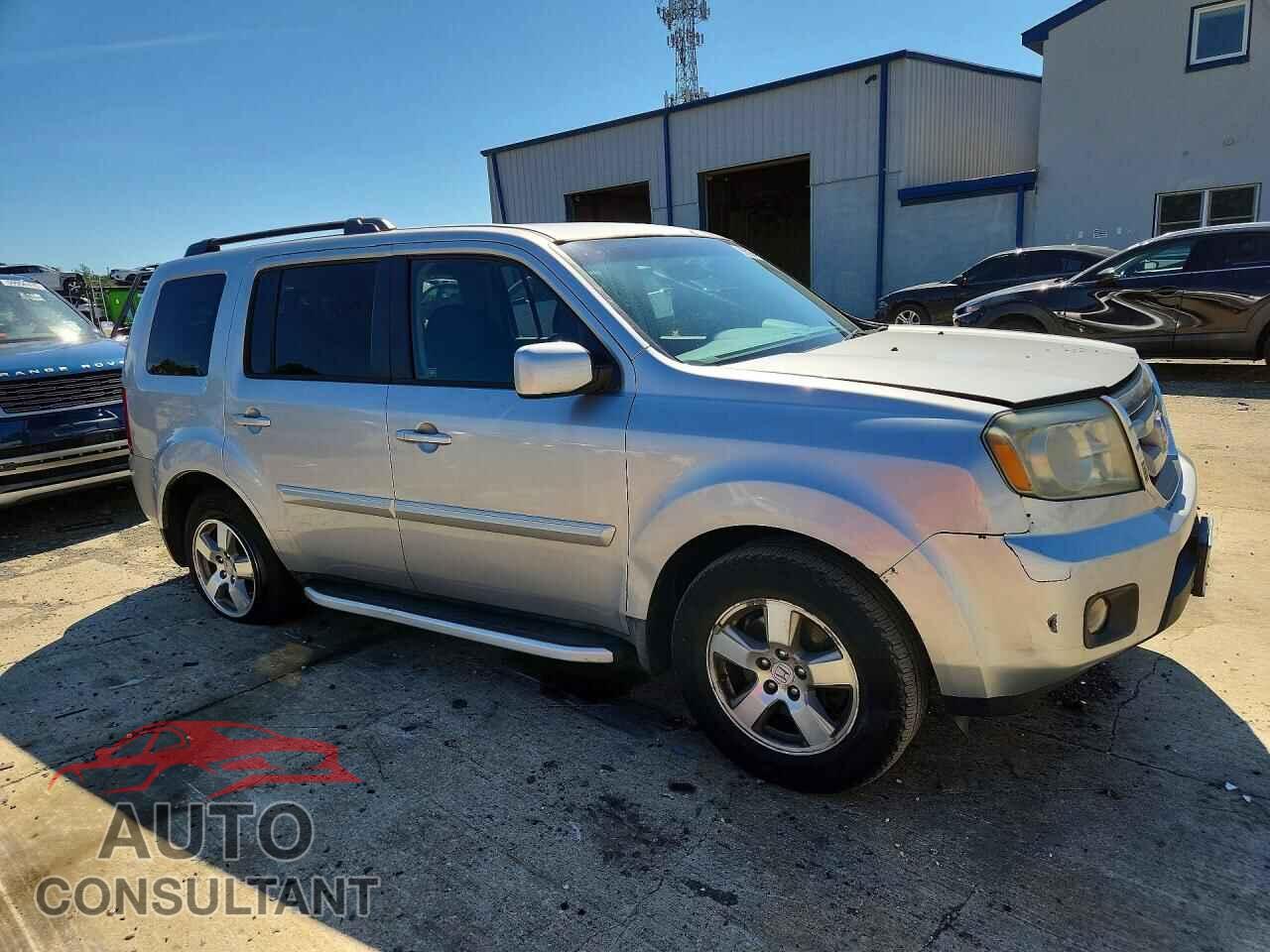 HONDA PILOT 2011 - 5FNYF4H44BB064370