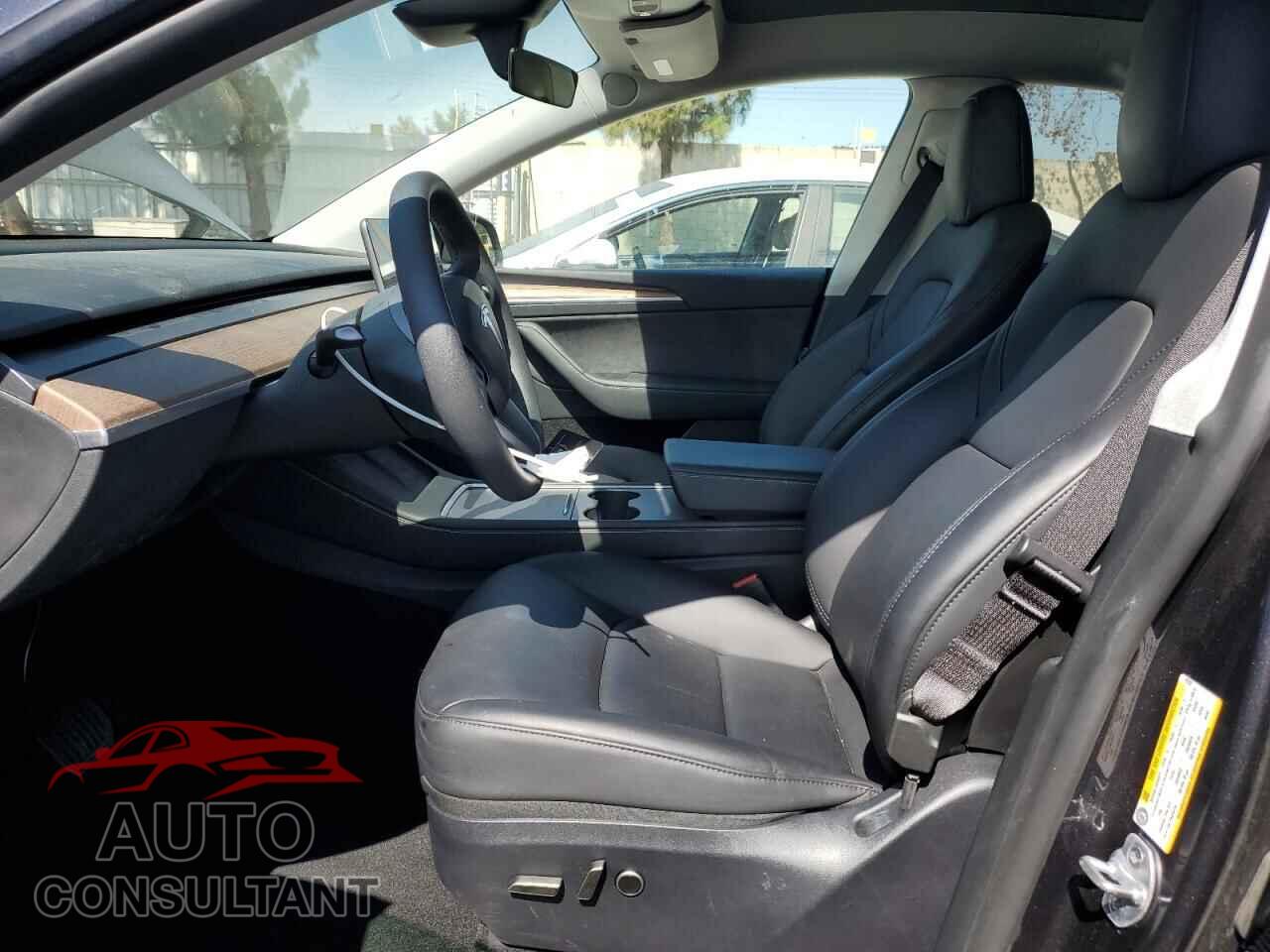 TESLA MODEL Y 2024 - 7SAYGDED7RF115732
