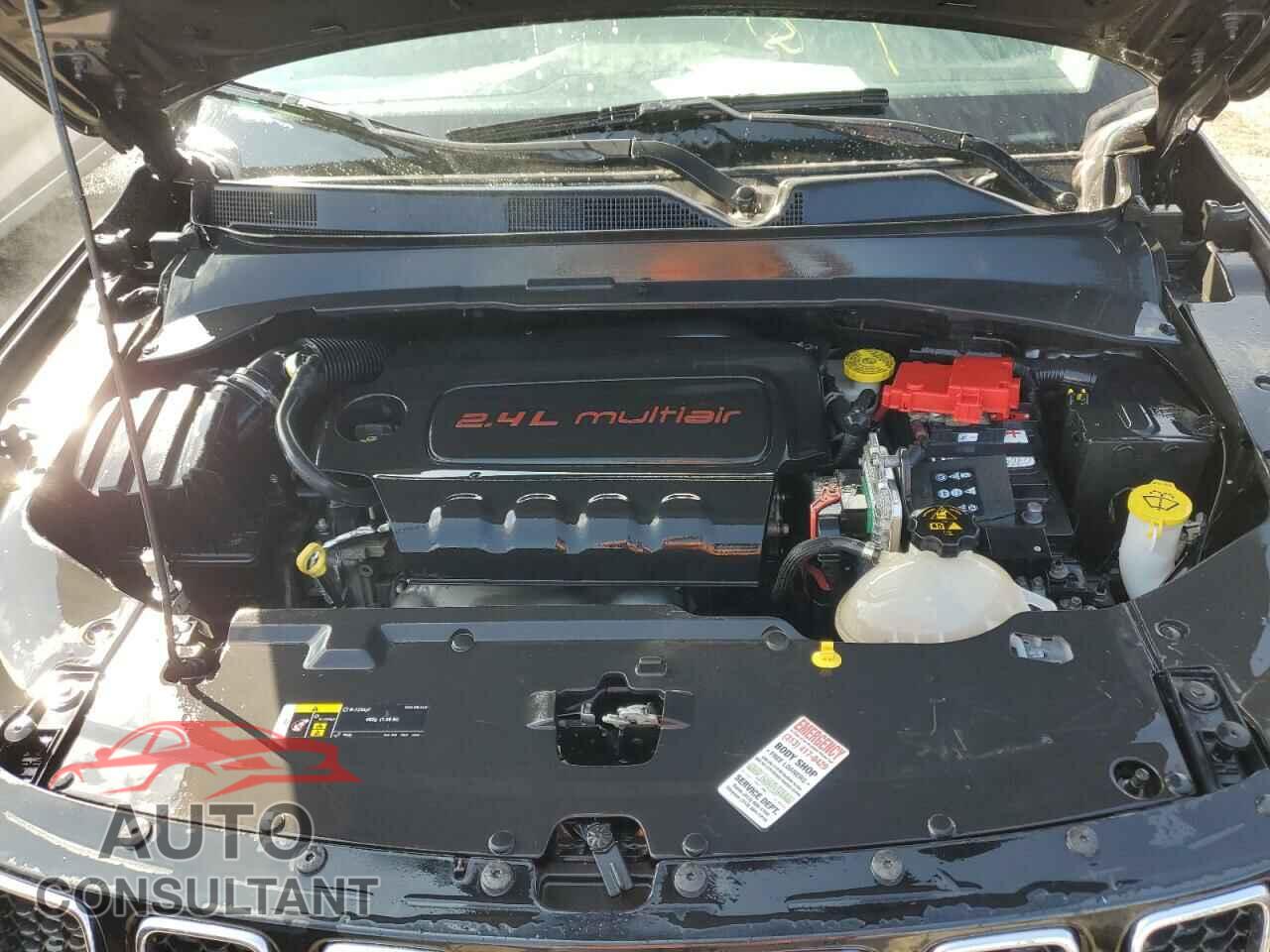 JEEP COMPASS 2020 - 3C4NJDCB4LT157058