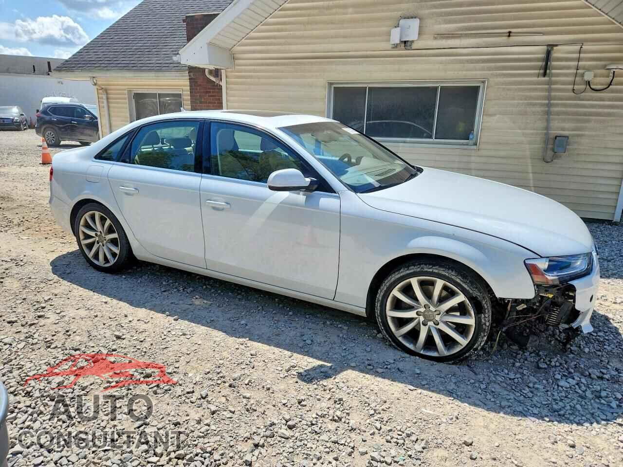 AUDI A4 2013 - WAUFFAFL8DN016971