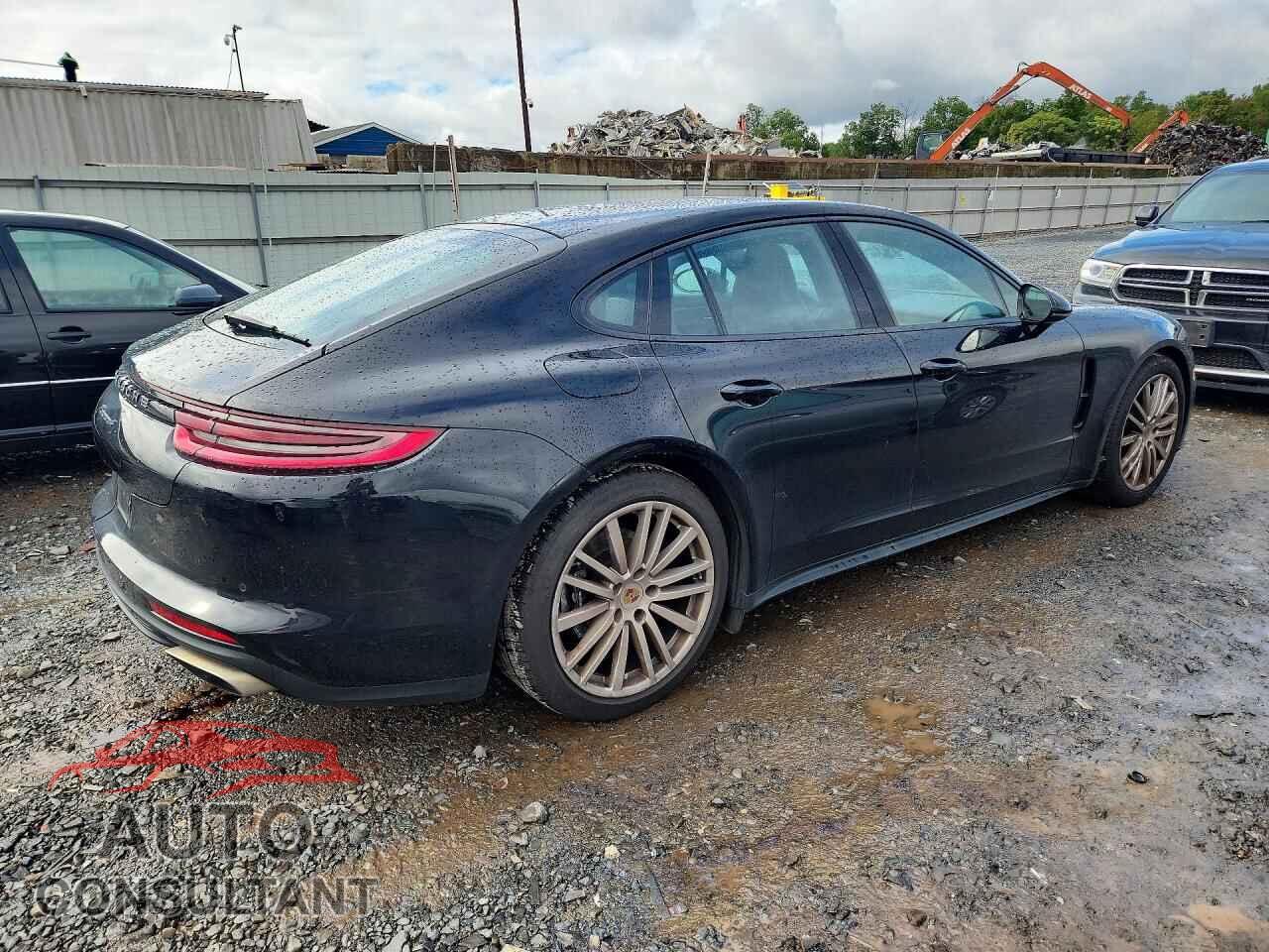 PORSCHE PANAMERA 2018 - WP0AA2A76JL113279