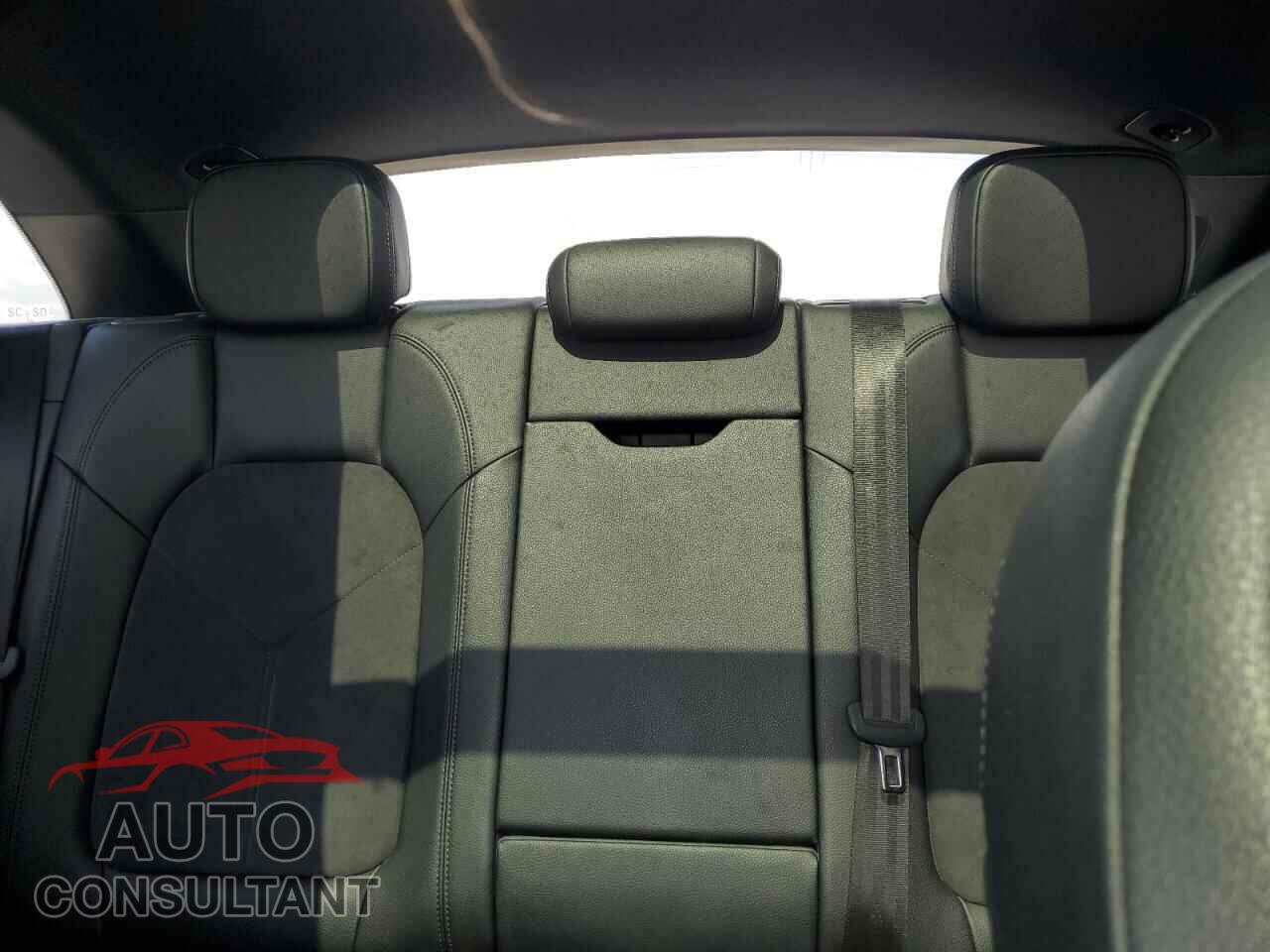 PORSCHE MACAN 2017 - WP1AA2A53HLB82065