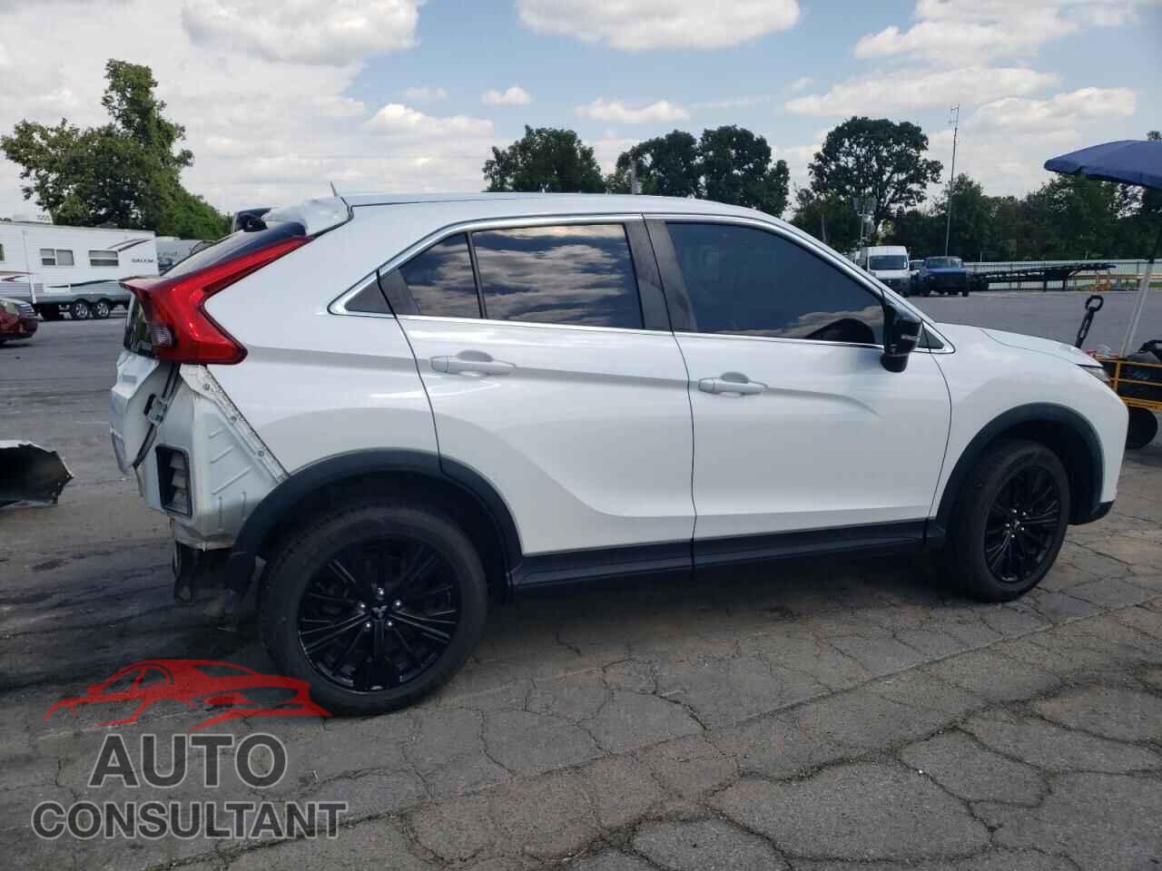 MITSUBISHI ECLIPSE 2018 - JA4AT4AA9JZ067682