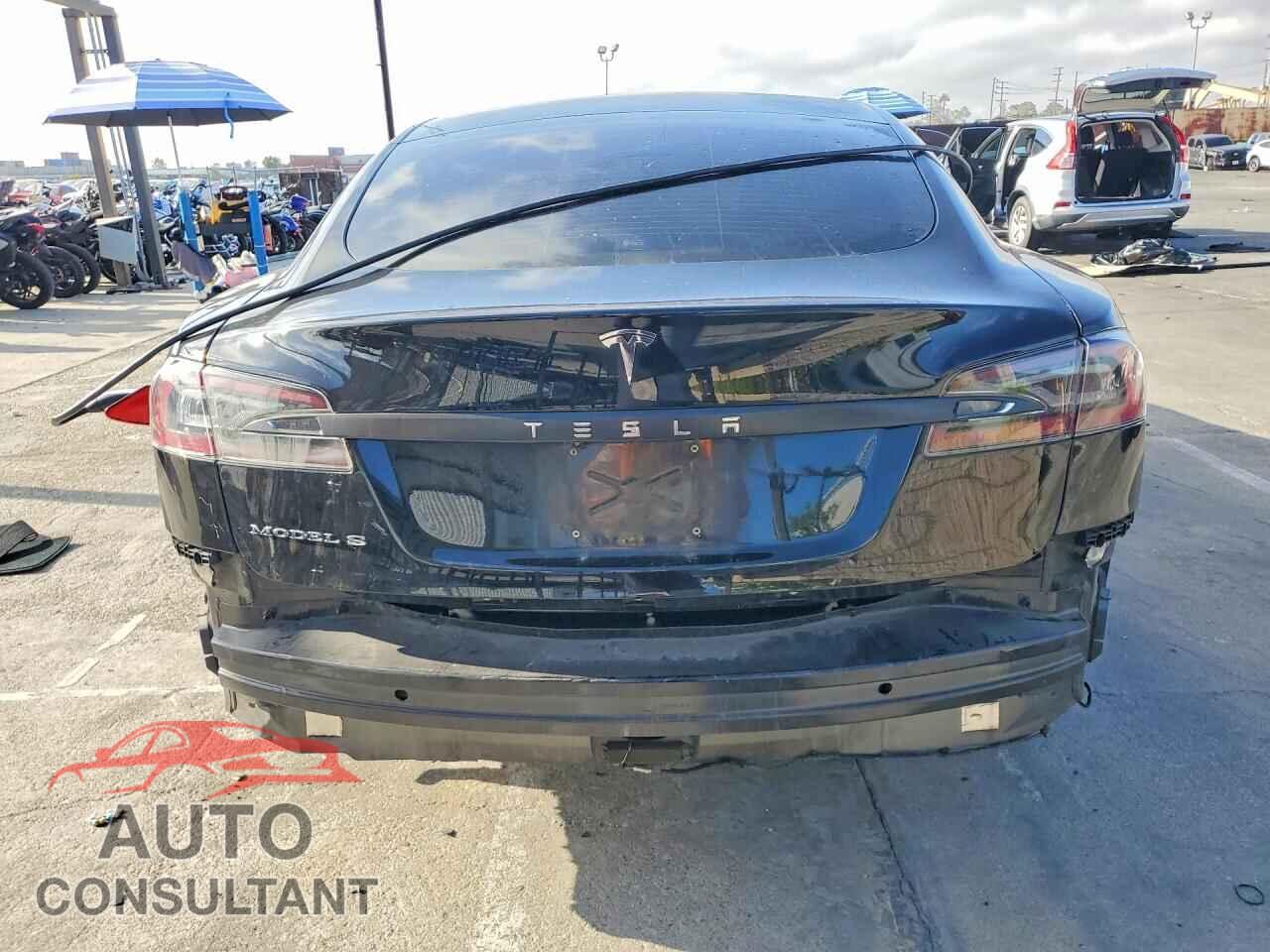 TESLA MODEL S 2016 - 5YJSA1E17GF170610